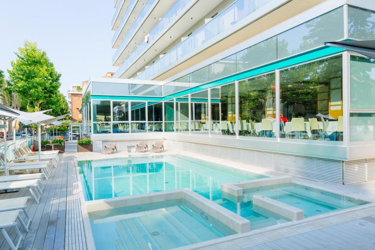 Aqua Hotel Rimini Exterior photo