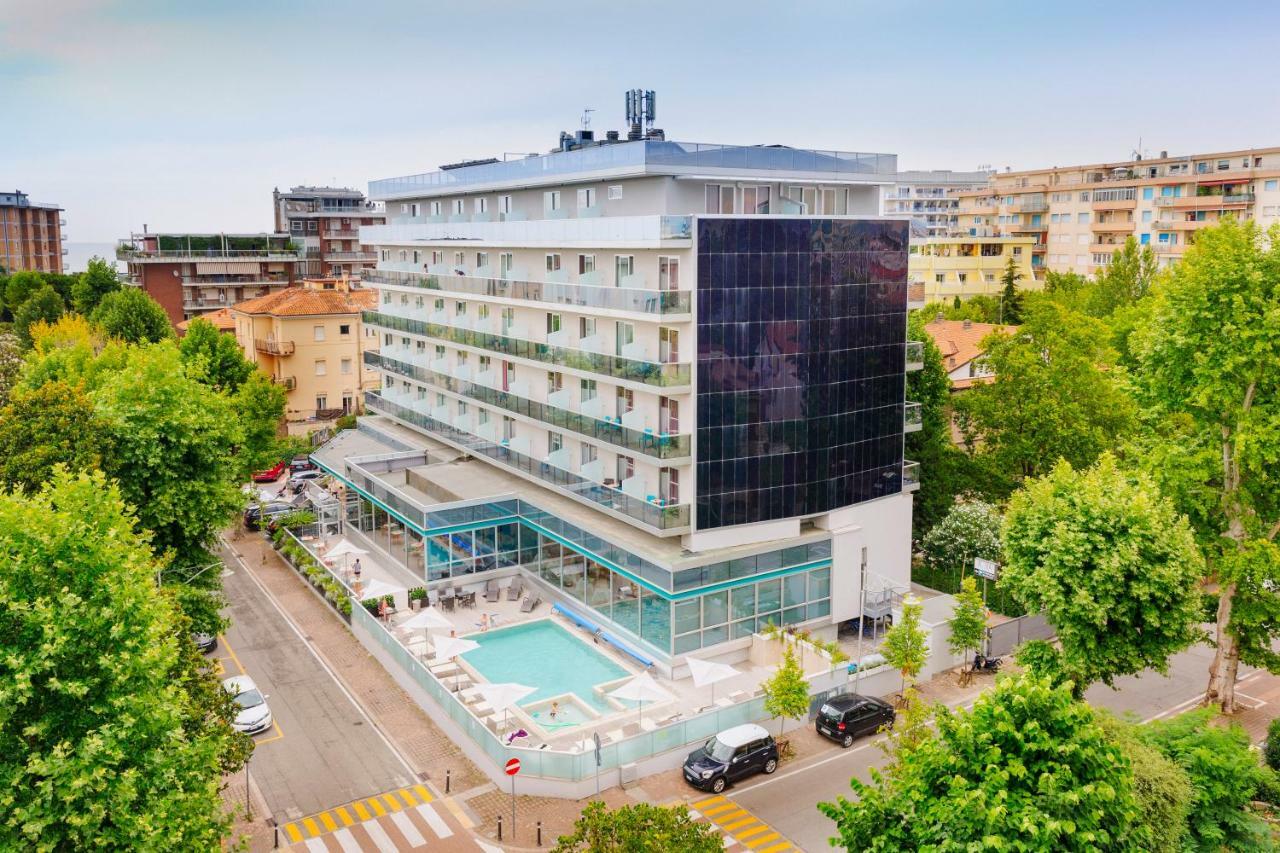 Aqua Hotel Rimini Exterior photo